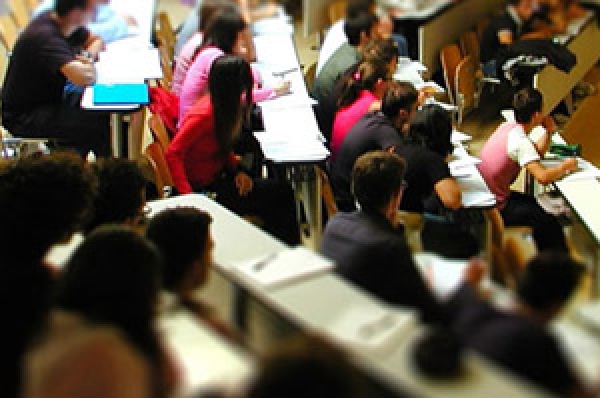 Contributi economici studenti universitari fuori sede